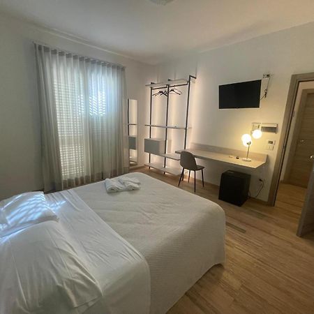 Albergo Perseo Portopalo Di Capo Passero المظهر الخارجي الصورة